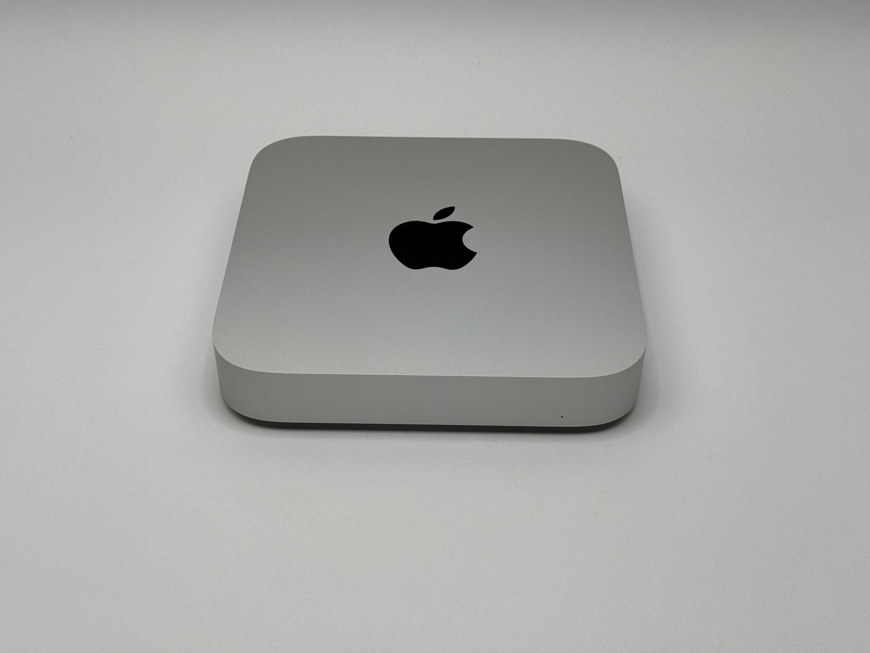 Apple Mac Mini M1 8-Core CPU 8-Core GPU 16 GB RAM 1 TB SSD SILBER