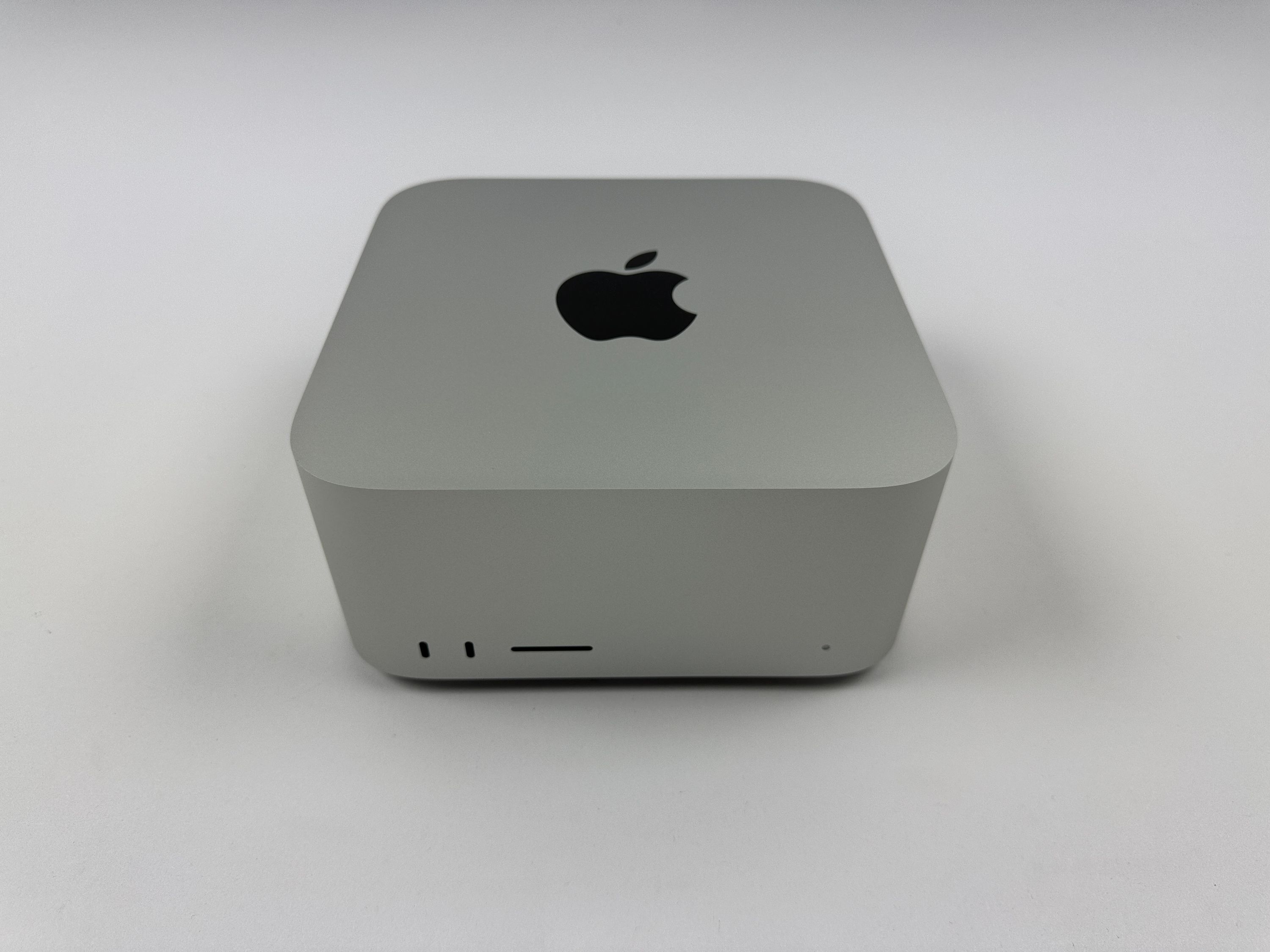 Apple Mac Studio M1 Max 10-Core CPU 32-Core GPU 64 GB RAM 1 TB SSD SILBER