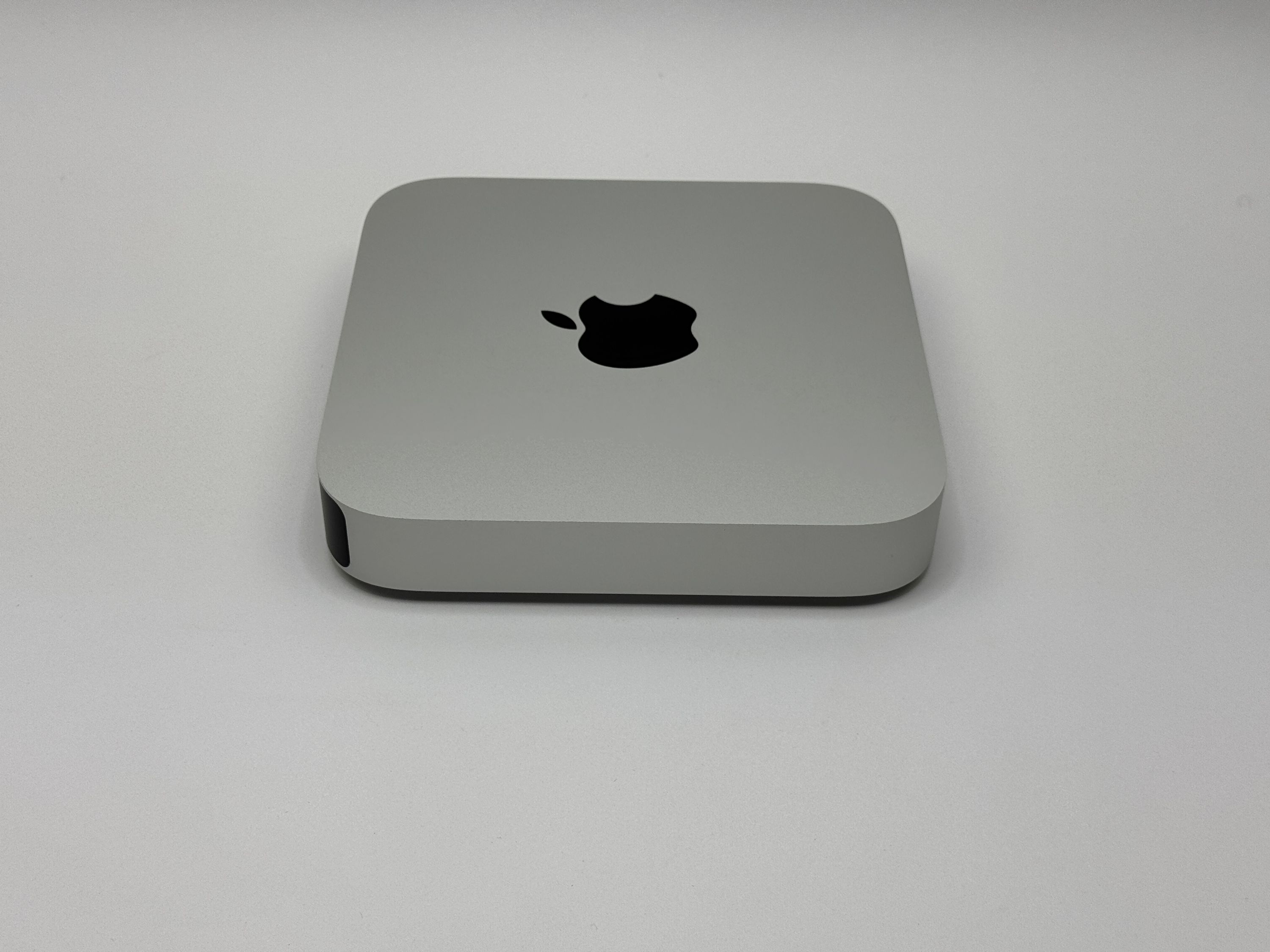 Apple Mac Mini M1 8-Core CPU 8-Core GPU 16 GB RAM 1 TB SSD SILBER