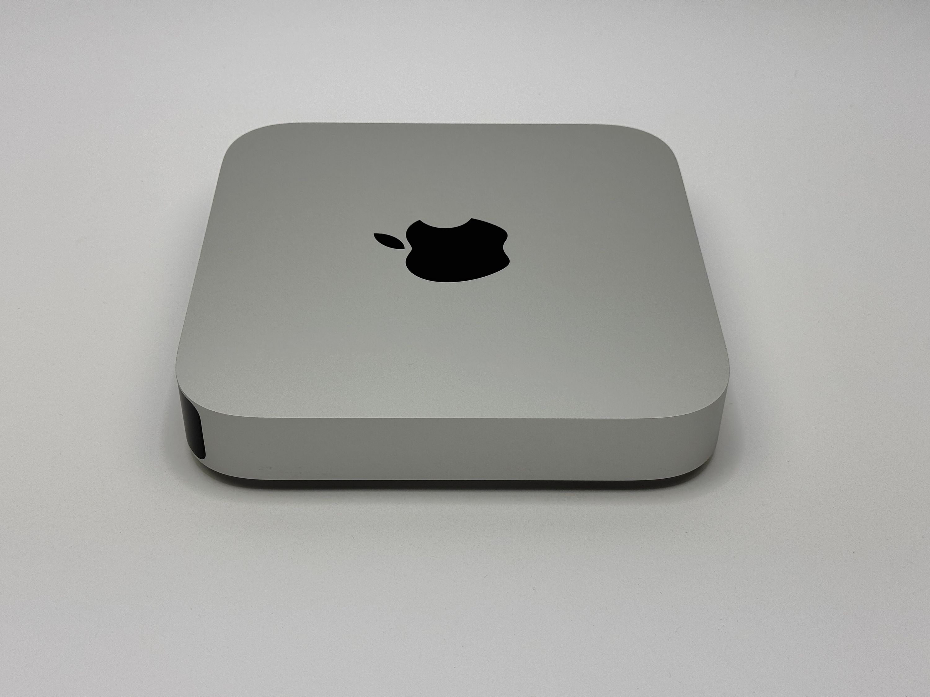 Apple Mac Mini M1 8-Core CPU 8-Core GPU 16 GB RAM 512 GB SSD SILBER