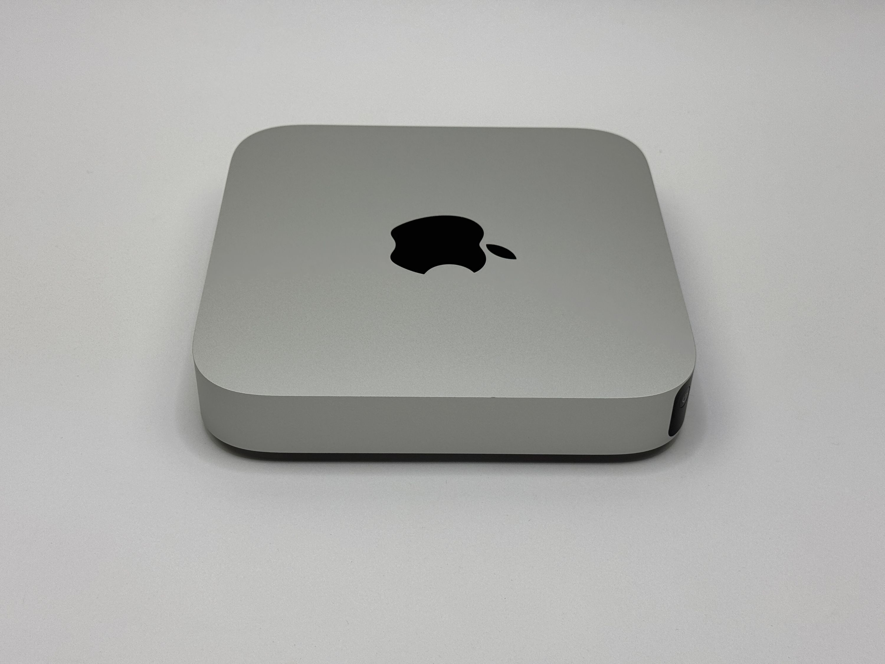 Apple Mac Mini M1 8-Core CPU 8-Core GPU 16 GB RAM 512 GB SSD SILBER