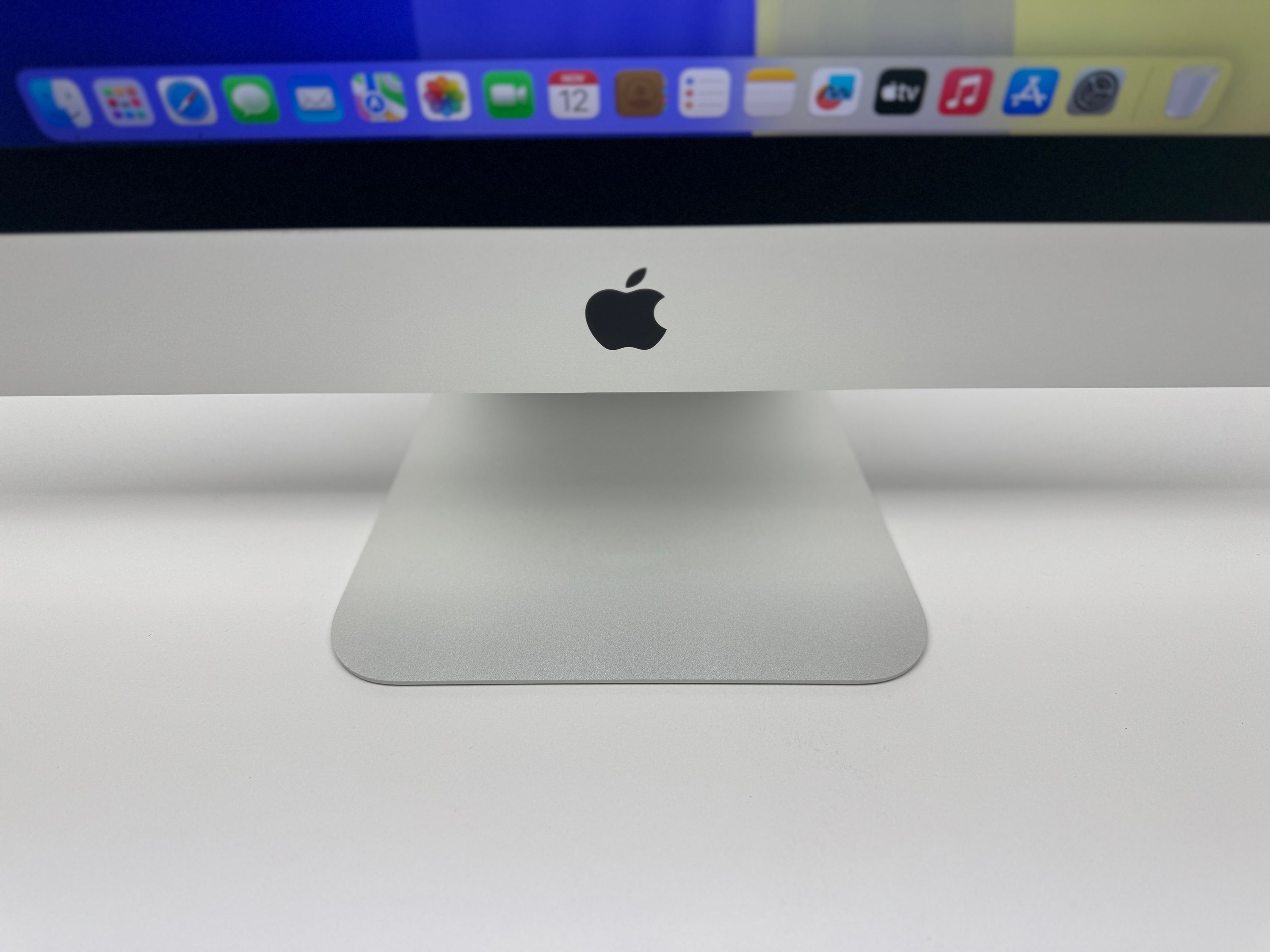 Apple iMac Retina 5K 27“ 6-Core i5 3,7 Ghz 64 GB Ram 1 TB SSD RP580X 2019 SILBER