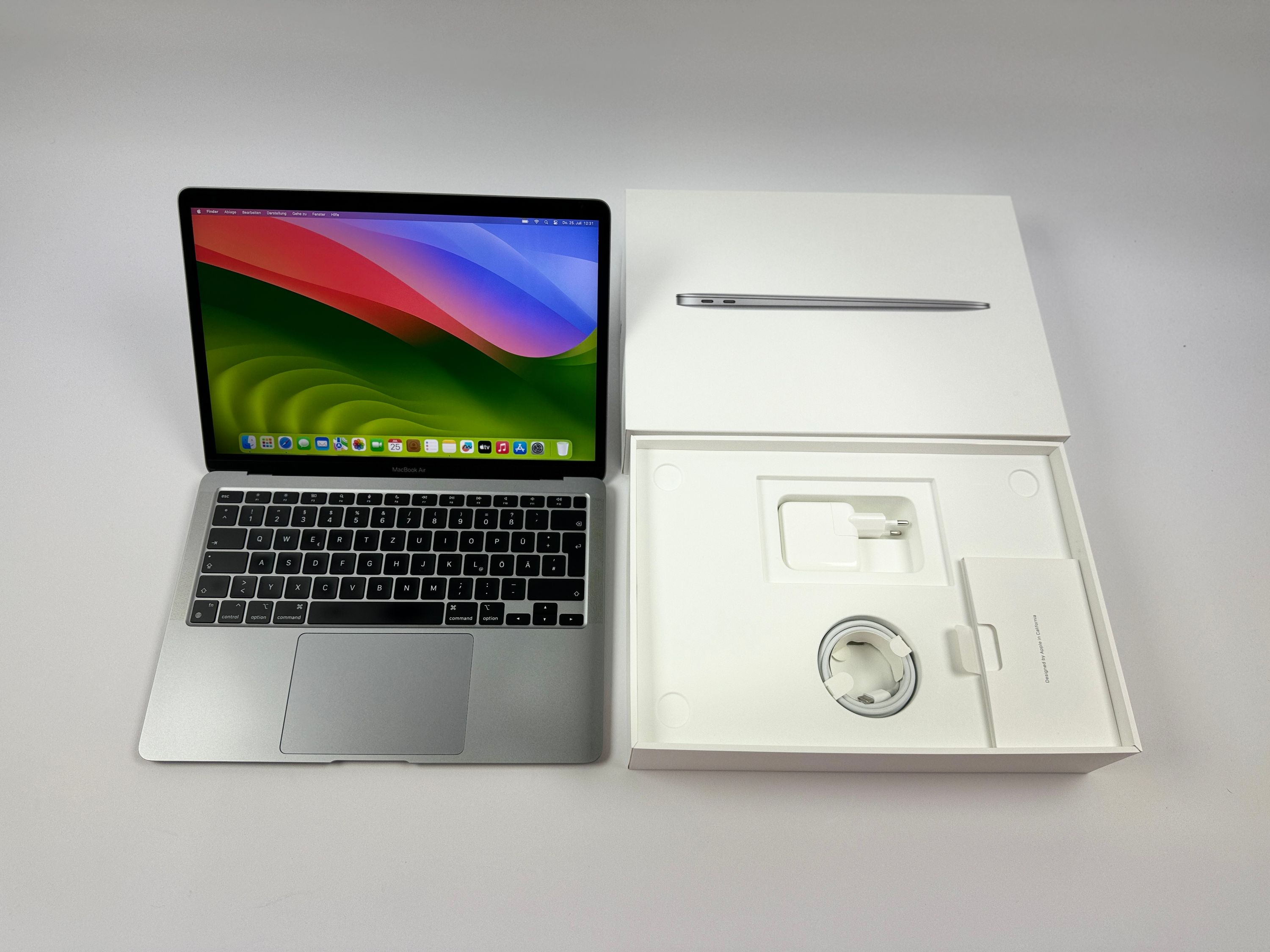Apple MacBook Air 13,3“ M1 8C CPU 7C GPU 256 GB SSD 8 GB Ram 2020 