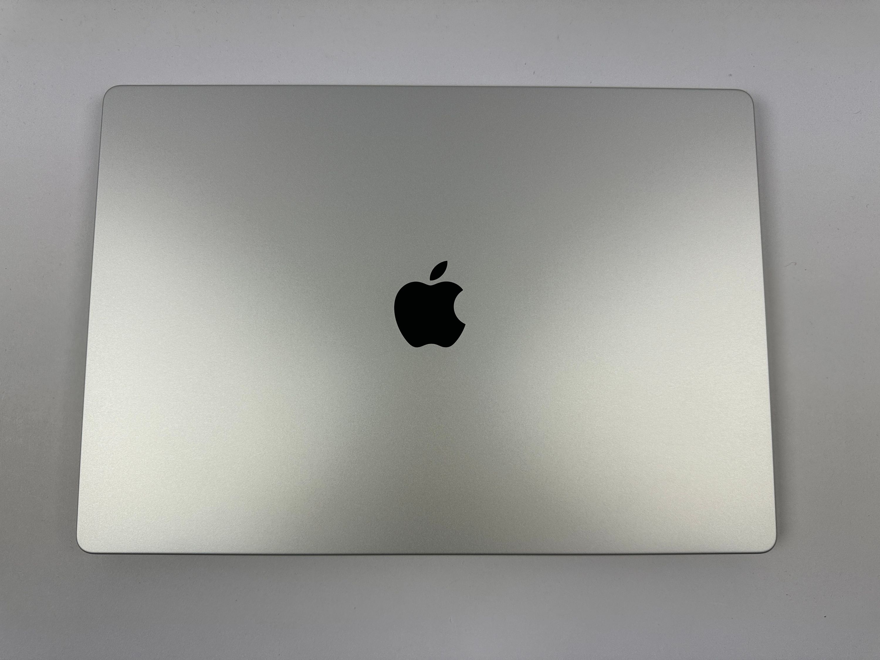 Apple MacBook Pro 16“ M1 PRO 10C CPU 16C GPU 512 GB SSD 16 GB Ram 2021 SILBER