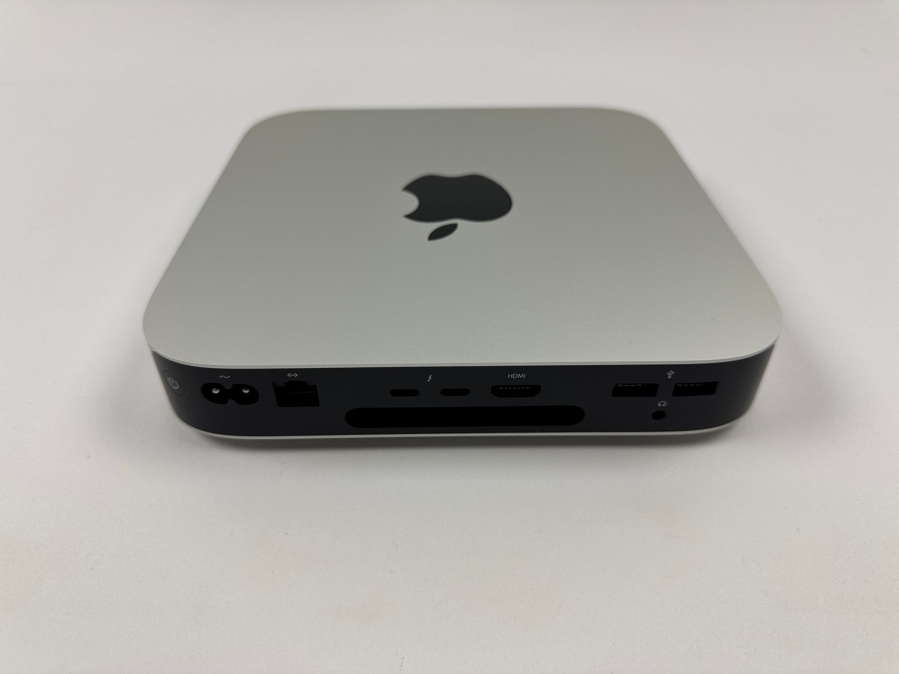 Apple Mac Mini M1 8-Core CPU 8-Core GPU 16 GB RAM 2 TB SSD SILBER