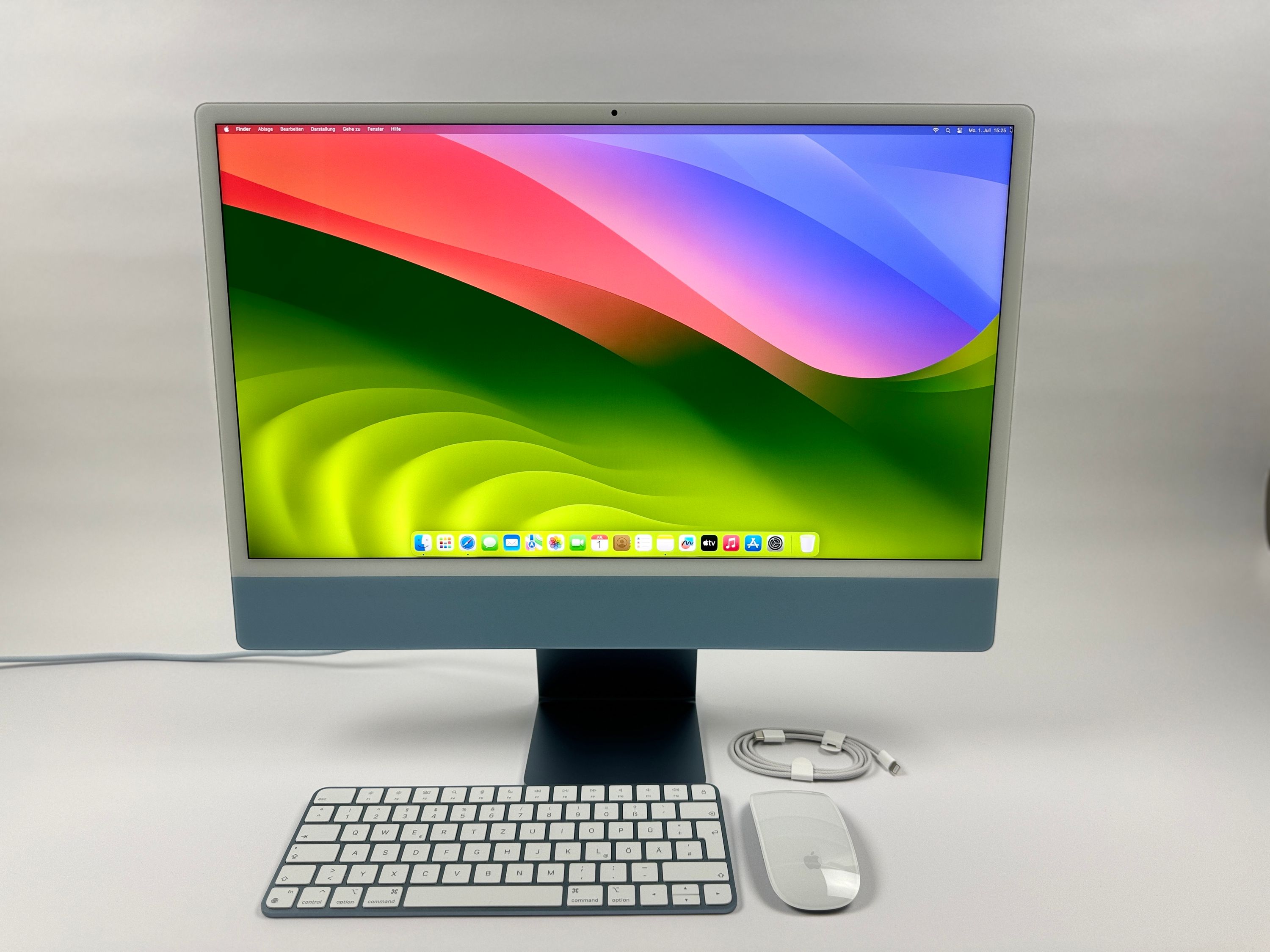 Apple iMac 24" M1 8-Core CPU 7-Core GPU 8GB RAM 256 GB SSD Blau