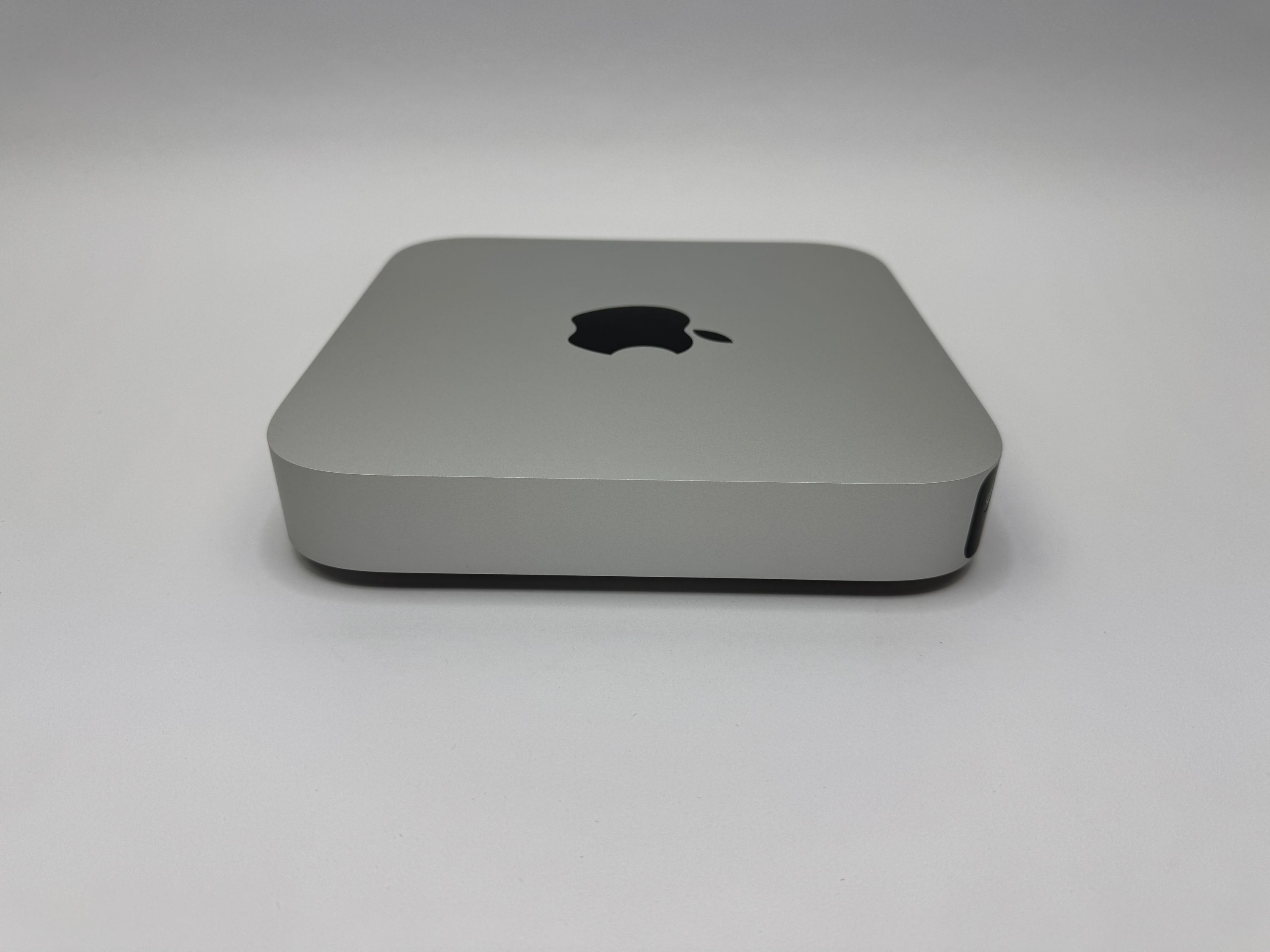 Apple Mac Mini M2 Pro 10-Core CPU 16-Core GPU 16 GB RAM 1 TB SSD SILBER 2023