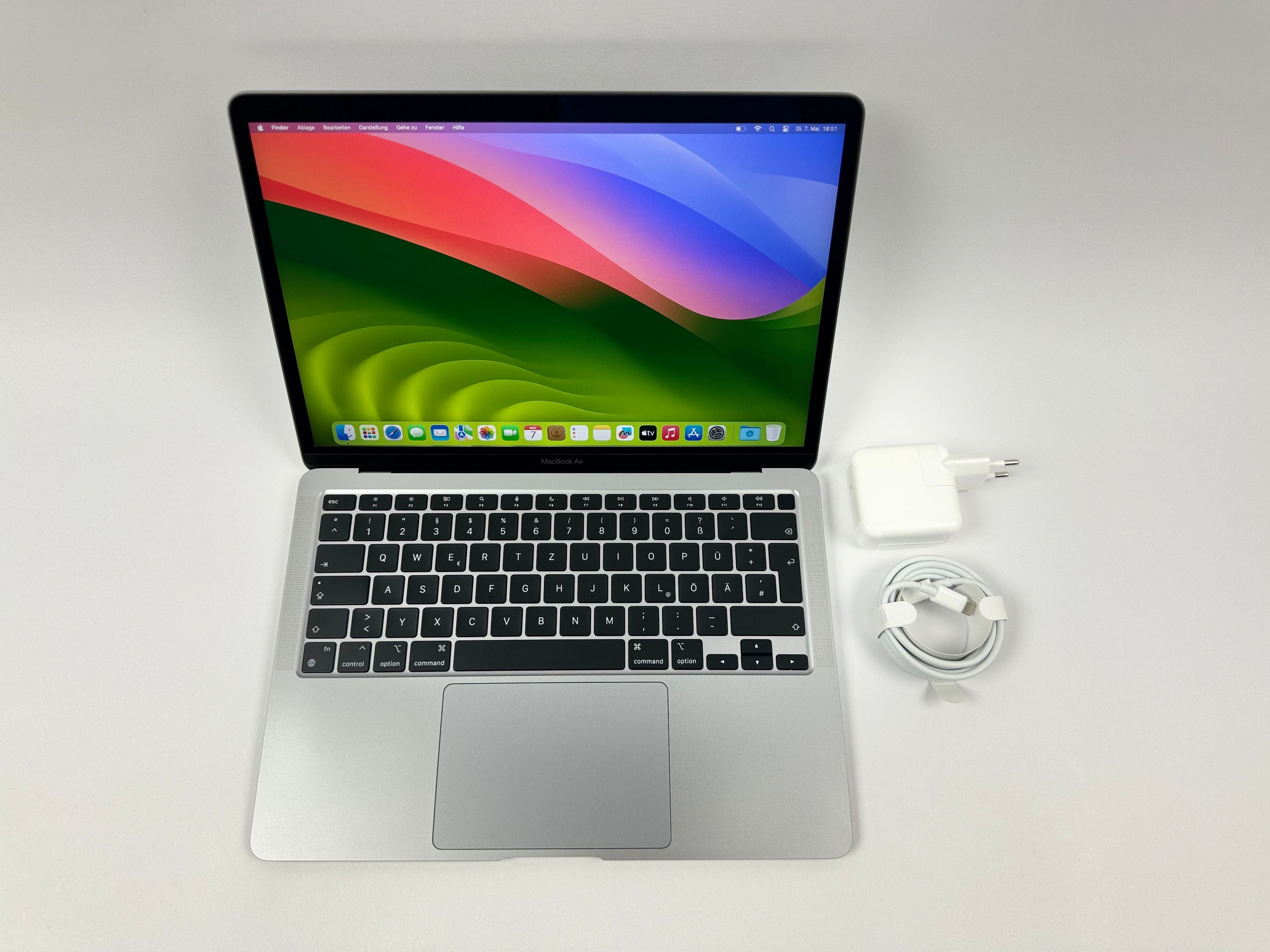 Apple MacBook Air 13,3“ M1 8C CPU 7C GPU 512 GB SSD 16 GB Ram 2020 SPACE GREY