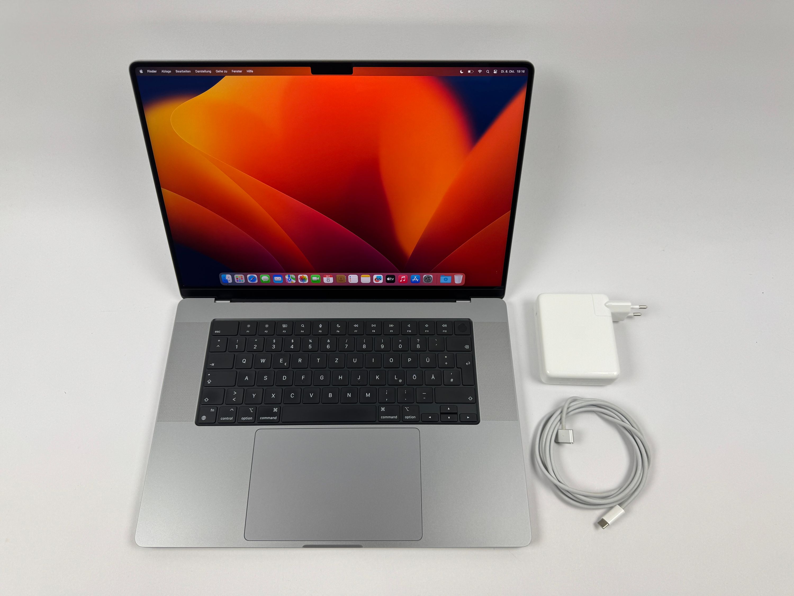 Apple MacBook Pro 16“ M1 MAX 10C CPU 32C GPU 4 TB SSD 64 GB Ram 2021 SPACE GREY