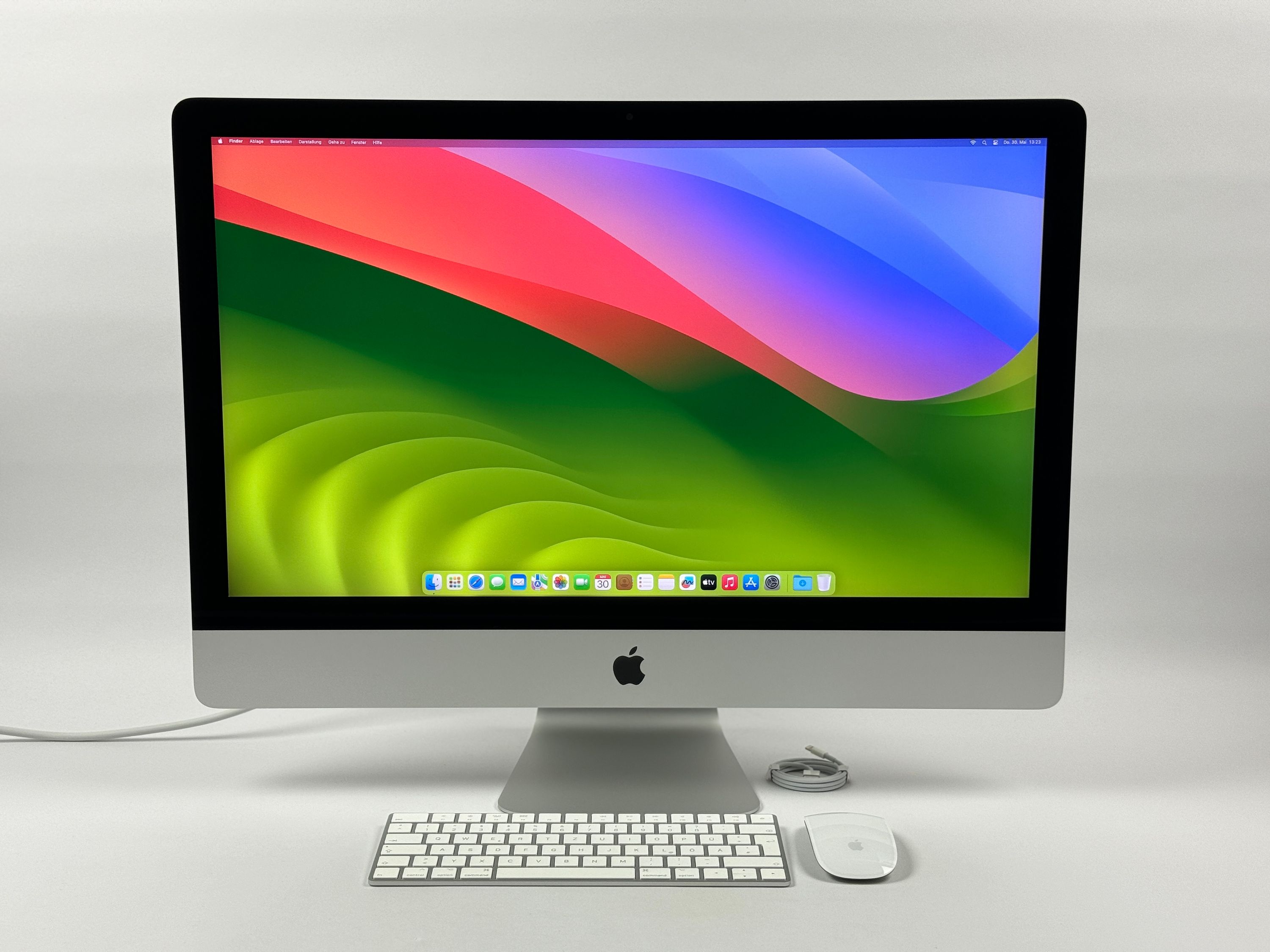 Apple iMac Retina 5K 27“ 6-Core i5 3,7 Ghz 32 GB Ram 2 TB FD RP580X 2019 SILBER
