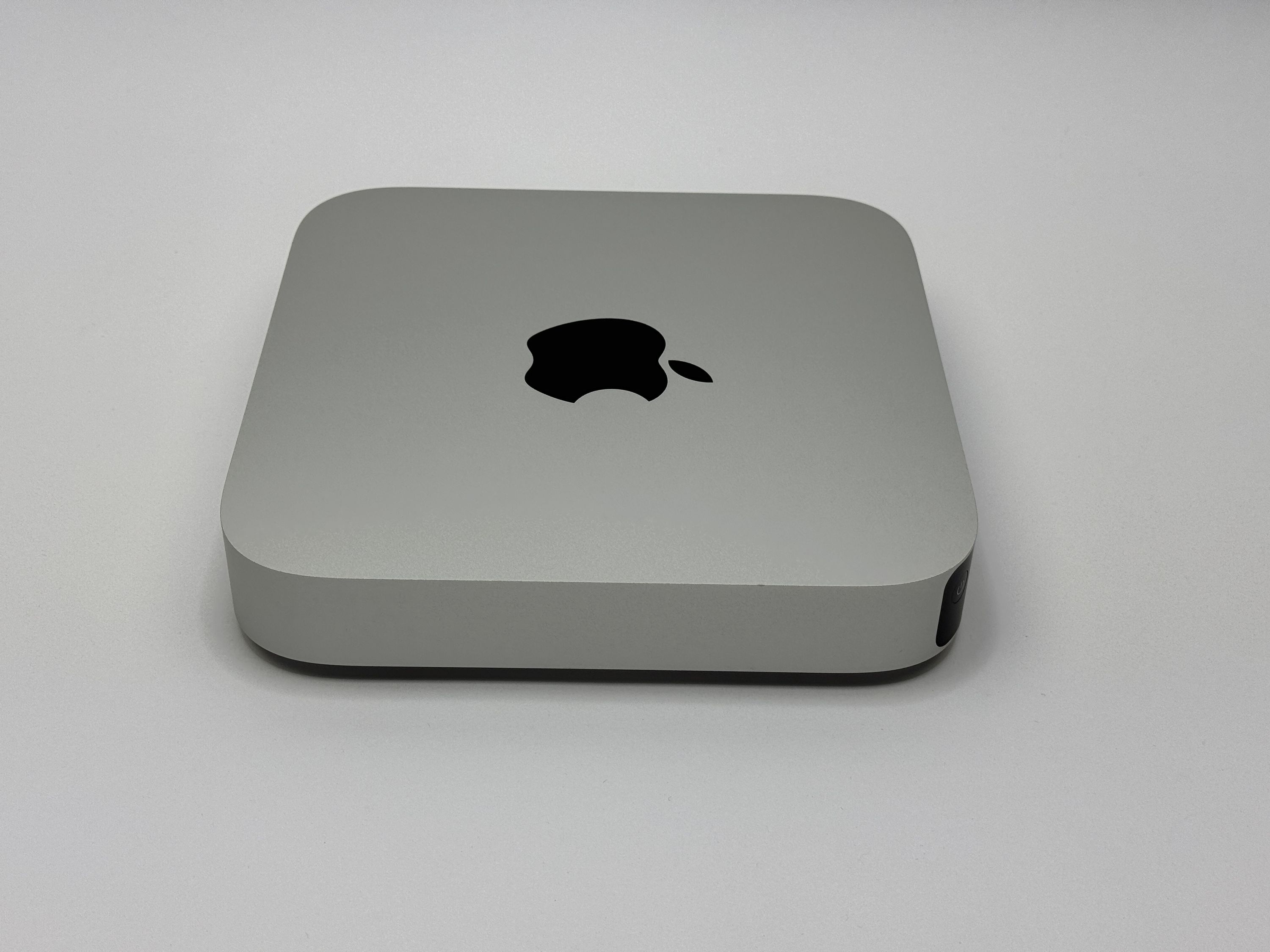 Apple Mac Mini M1 8-Core CPU 8-Core GPU 16 GB RAM 512 GB SSD SILBER