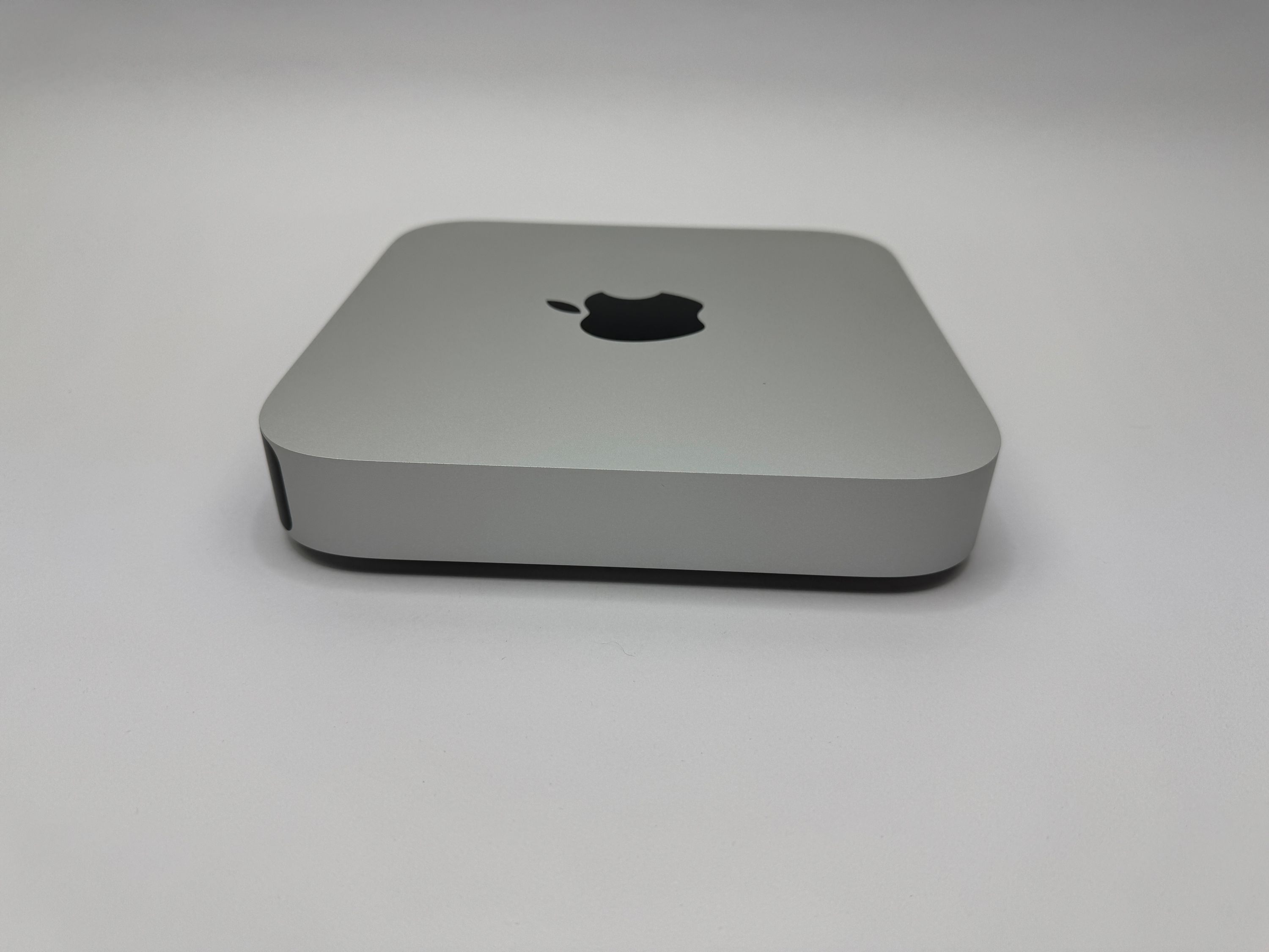 Apple Mac Mini M1 8-Core CPU 8-Core GPU 16 GB RAM 1 TB SSD SILBER