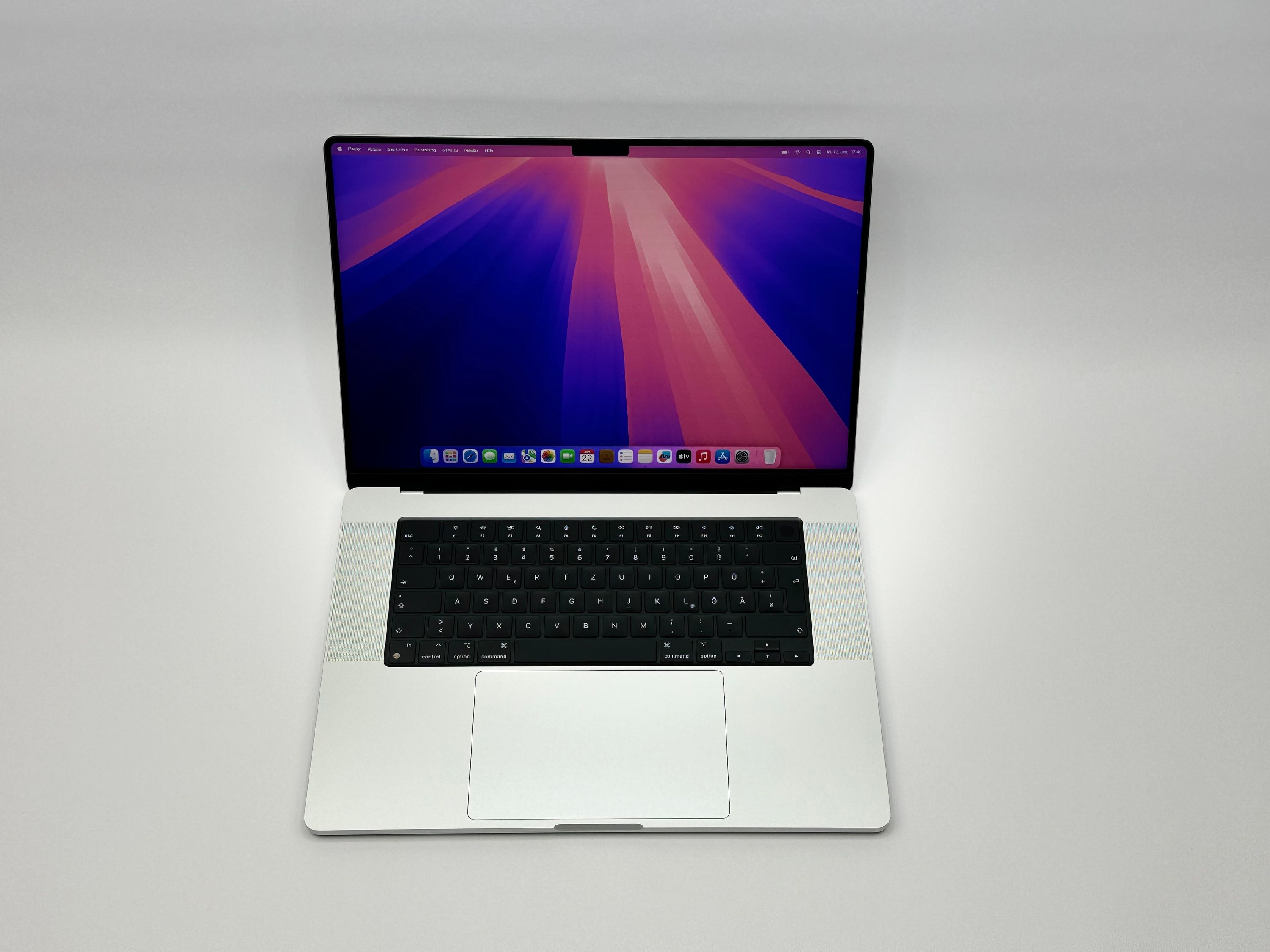 Apple MacBook Pro 16“ M1 MAX 10C CPU 24C GPU 1 TB SSD 32 GB Ram 2021 SILBER