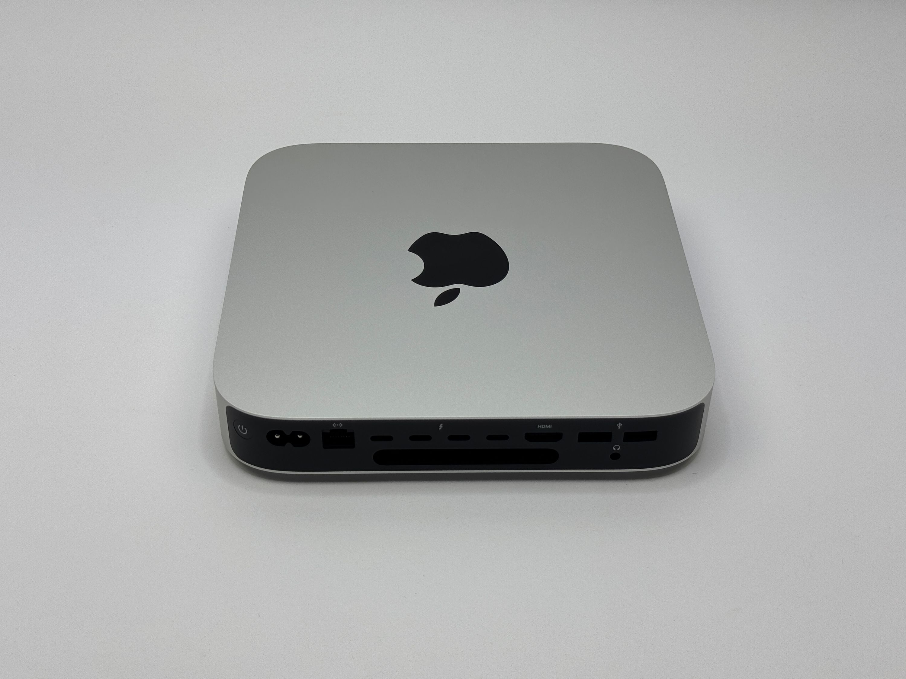 Apple Mac Mini M2 Pro 10-Core CPU 16-Core GPU 16 GB RAM 512 GB SSD SILBER 2023